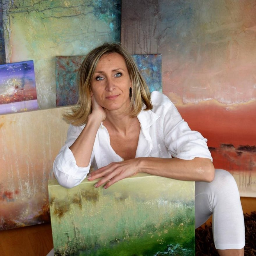 Gabriela Aleksandra Szuba in the studio